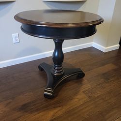 End Table W/drawer