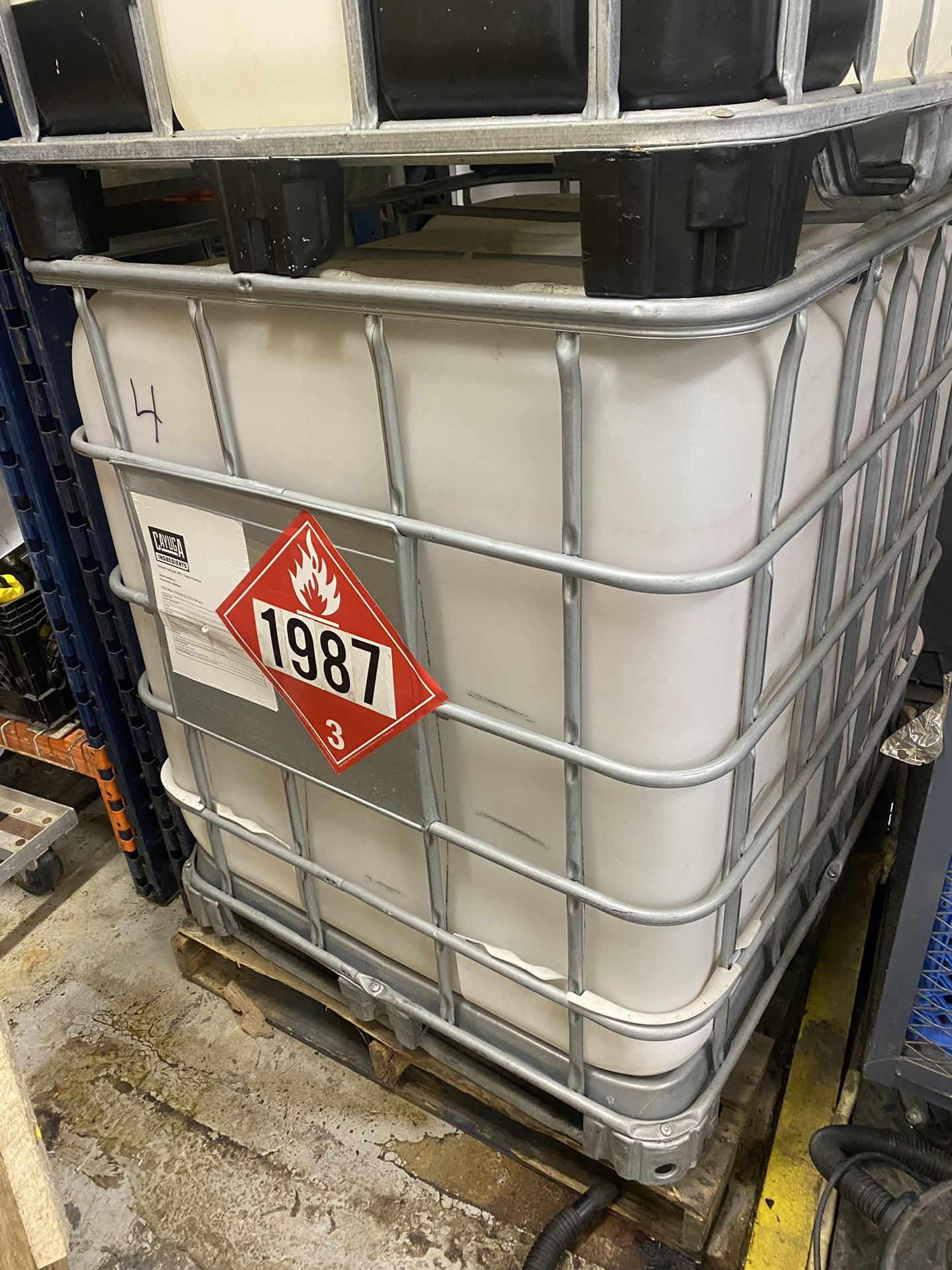 275 Gallon tote