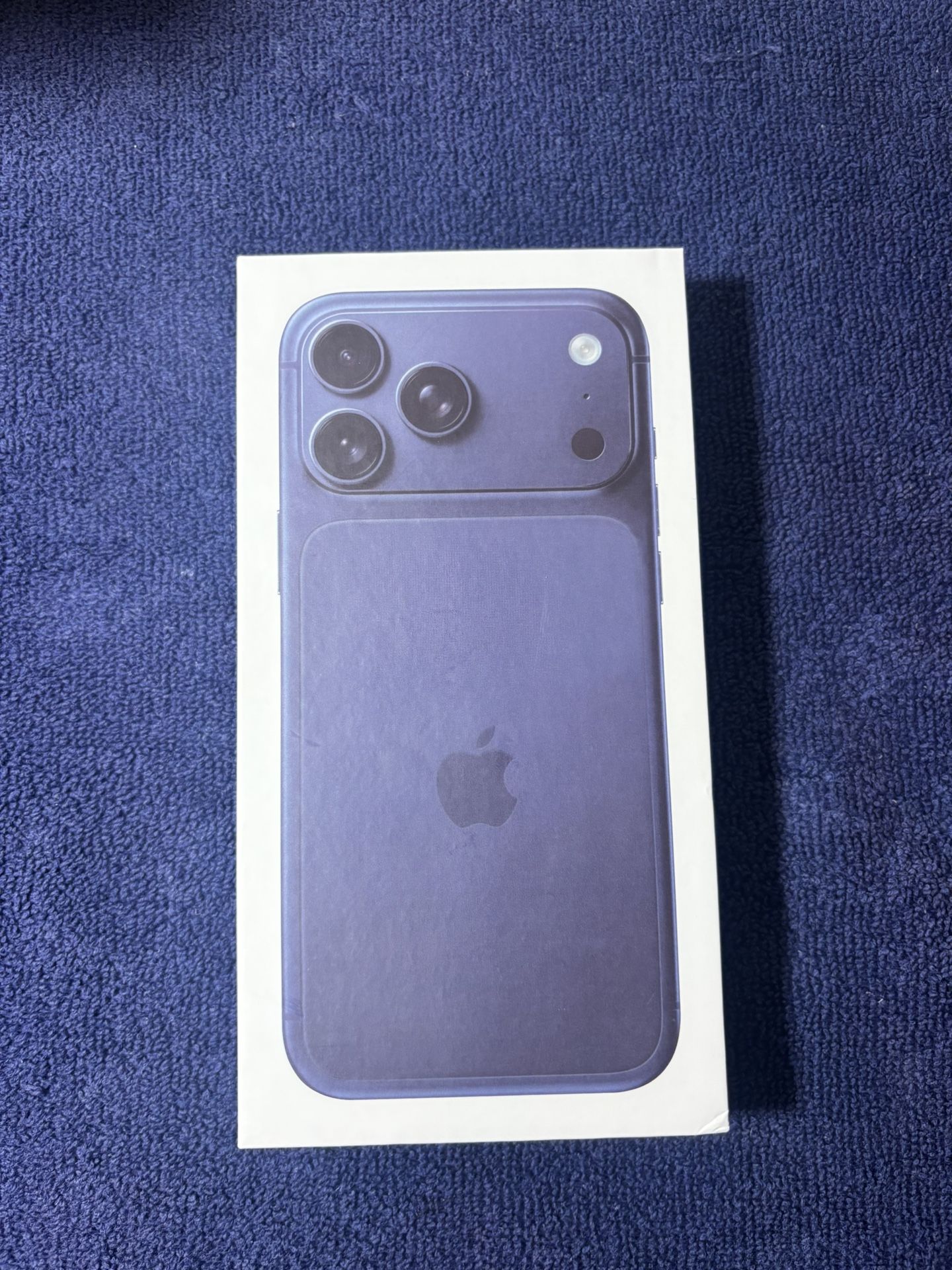 iphone 17 promax deep blue 256 GB