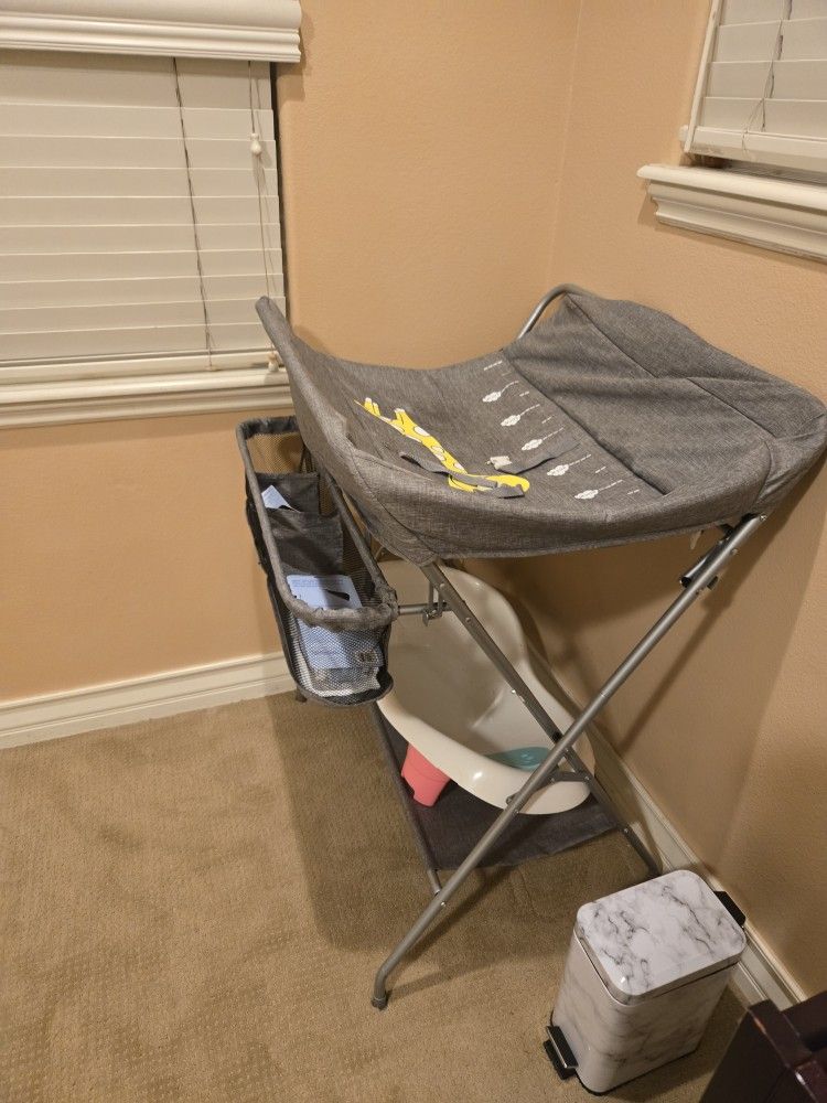 Changing Table, Self Pick Up Only
