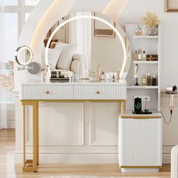 White vanity desk with round mirror