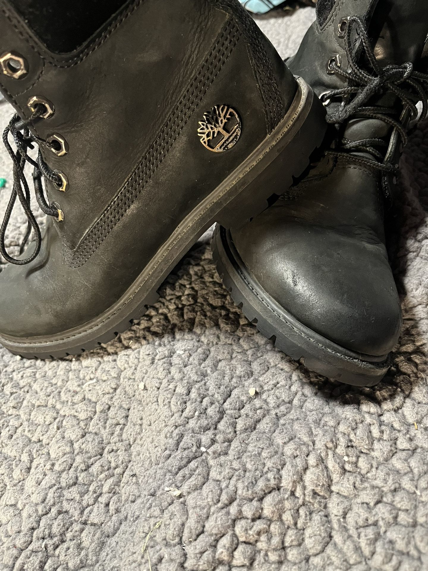 Classic Black Timberland Boots-Size 7.5 Women’s /Preowned