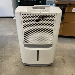 FRIGIDAIRE Air Conditioner