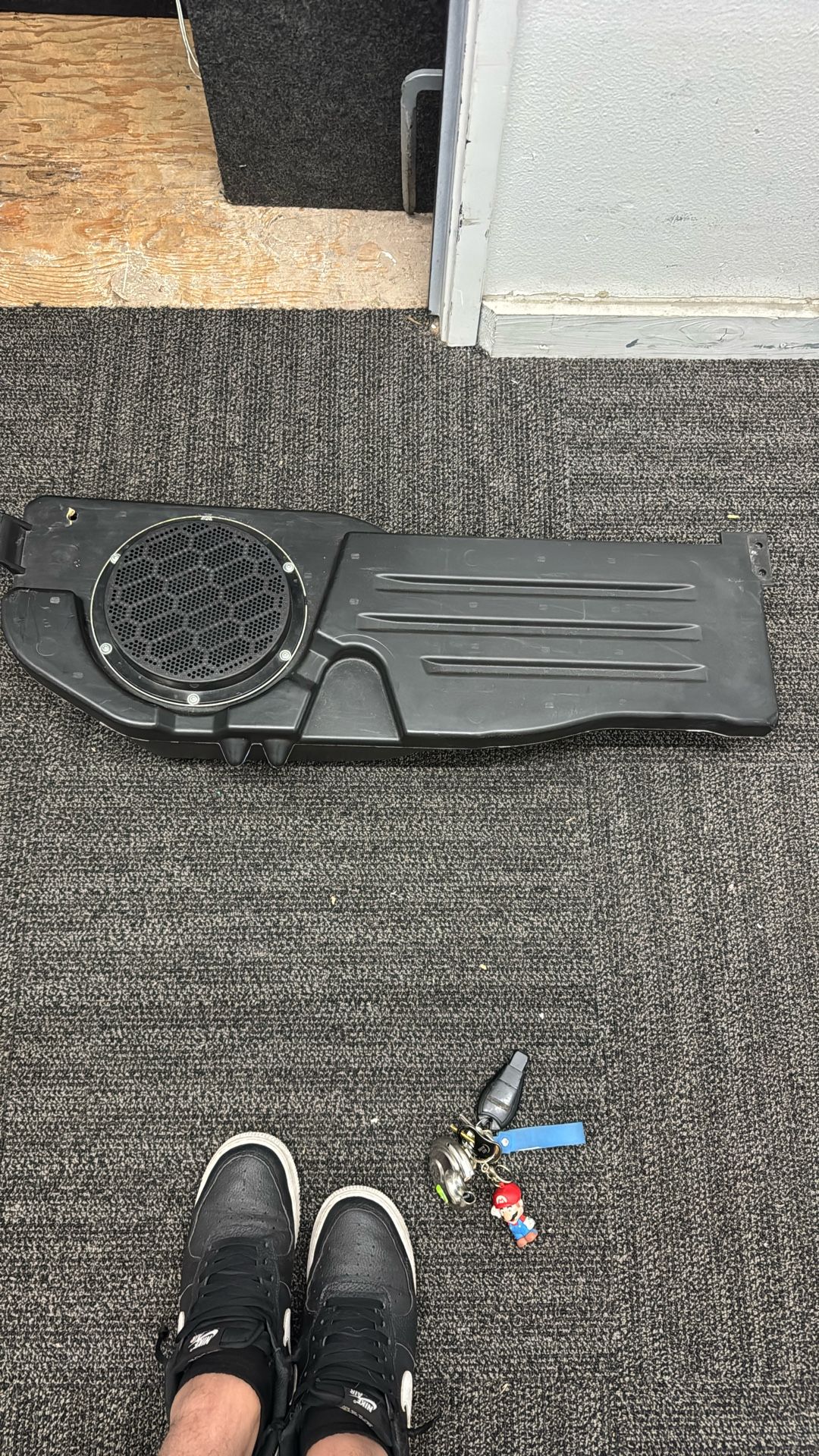 Subwoofer Original Para Una Ram 2010 5.7