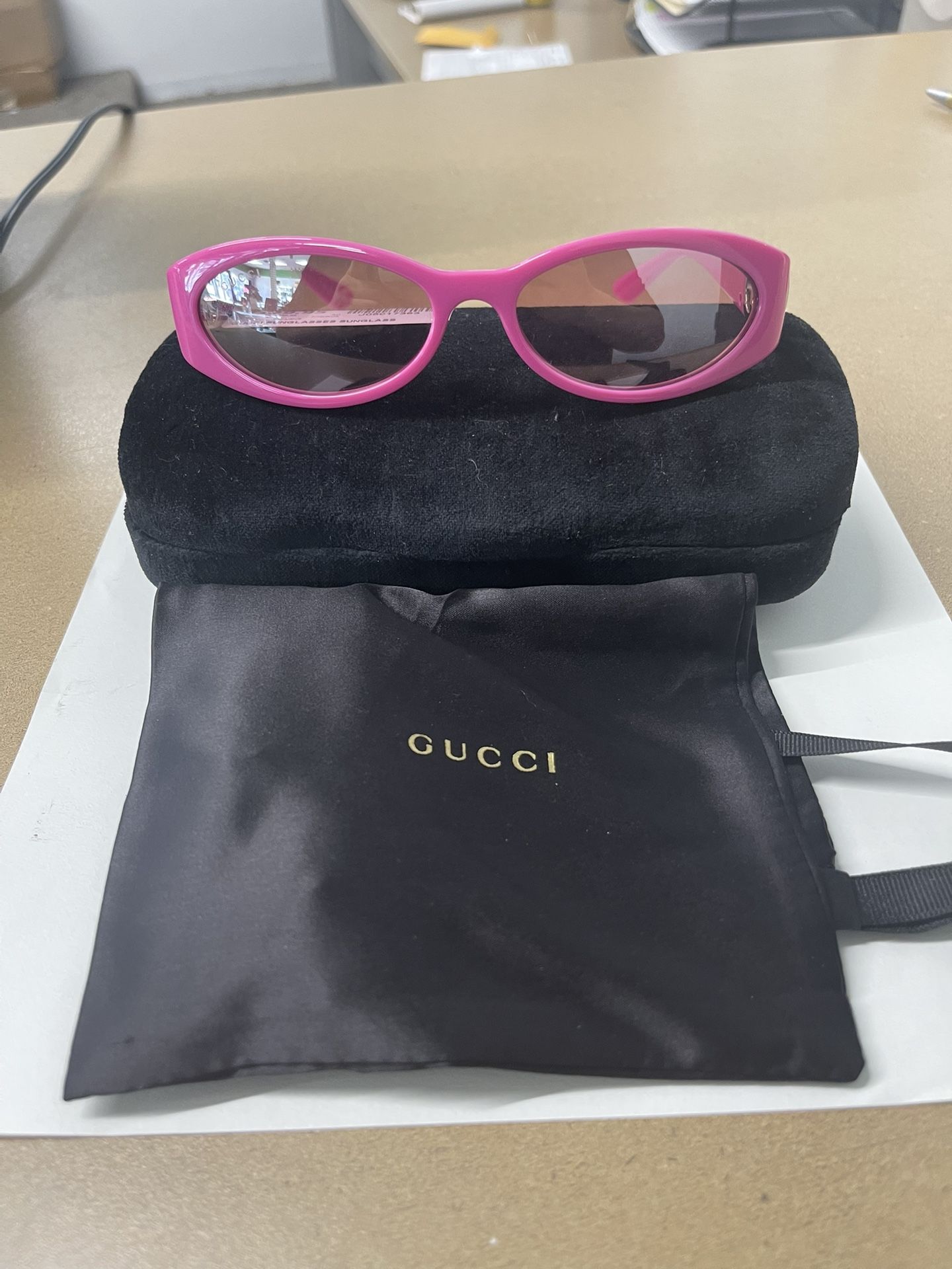 Gucci GG1660S pink sunglasses