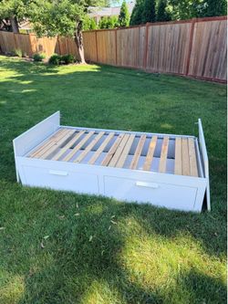 Twin daybed with storage