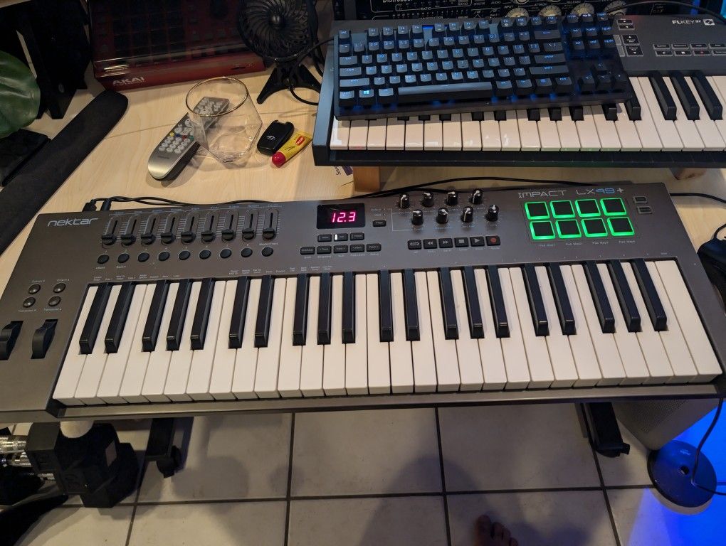 Nektar Impact LX 49 +