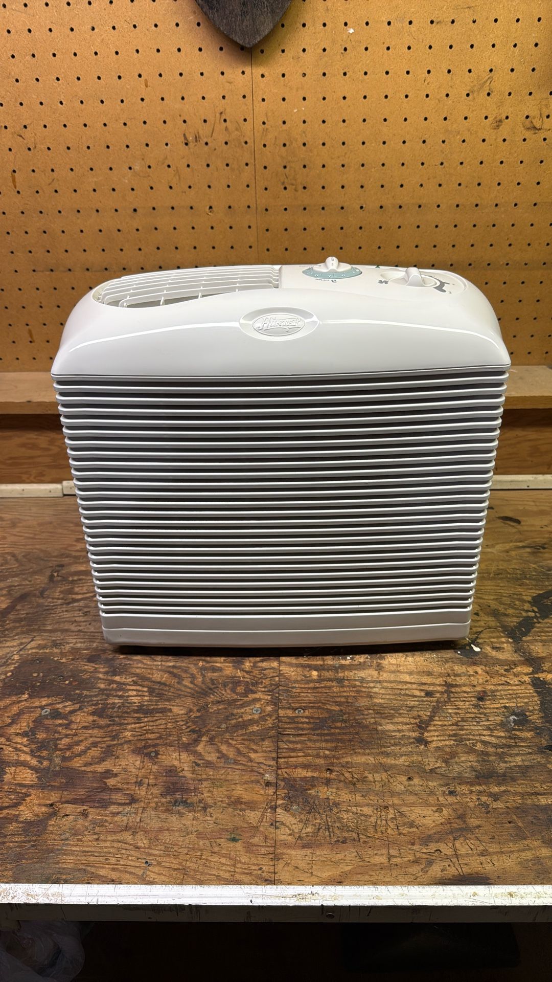 Hunter Air Purifier 30057 - HEPA & Ionizer for Clean Air!