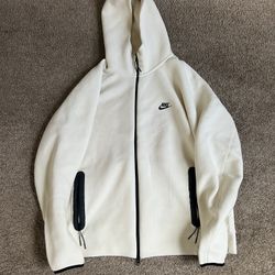 mens nike hoodie n sweatpants