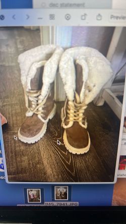 Winter Boots Size 8