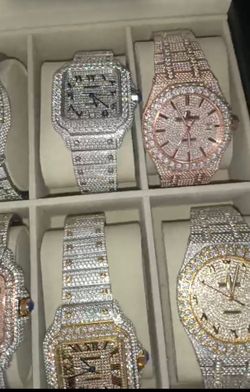 Buss Down Watch. high end  luxury watch I see with automatic movement in box.