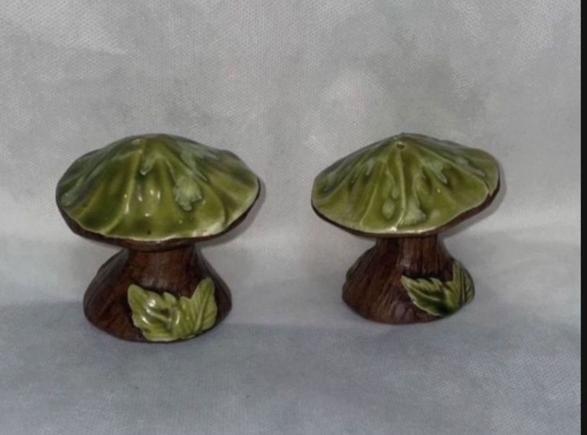 Vintage Mushroom Shakers 