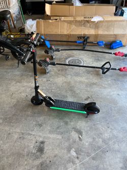Jetson omega light up scooter