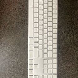 Apple  Wireless  Keyboard  