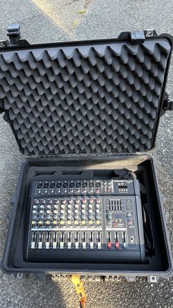 Complete Sound Setup Mixer Speakers Stands Cables Case