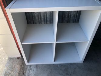 White 4-Cube Storage Shelf Unit