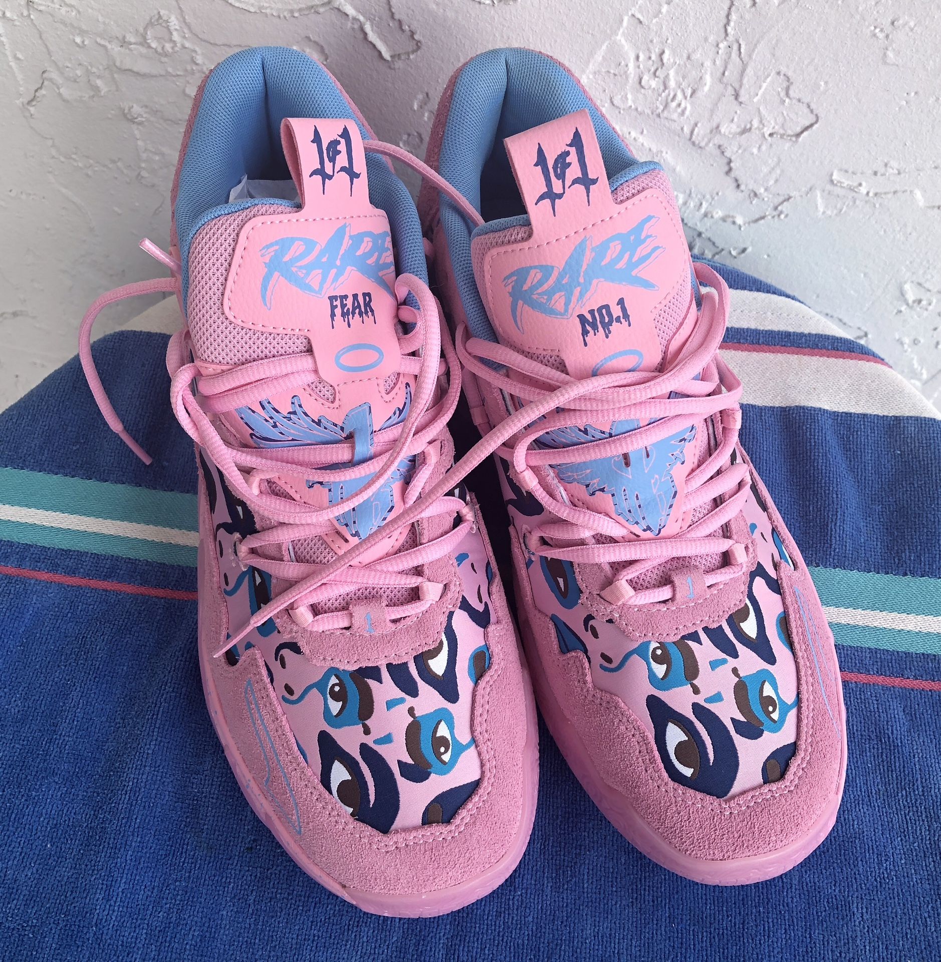 Size 10.5 M • PUMA Mens Mb.03 Super Basketball Sneakers Shoes - Pink