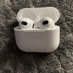 AirPods Gen 3 Moving Soon! Need Gone Before Then !