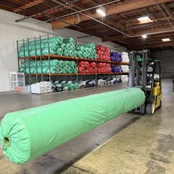 New 750 sq Ft Roll of Artificial Grass Turf - Natural 86oz