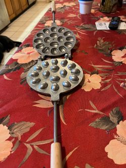 Walnut cookie mold