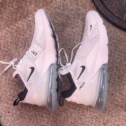 Nike Air 270 (Men 11.5)
