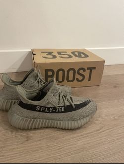 Yeezy 350 V2