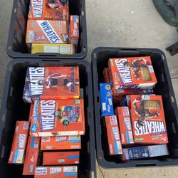 Sports Collectibles: Sports Wheaties Boxes 