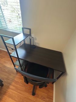Desk with or without office chair