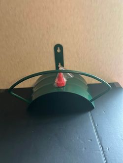 Wall Mount Metal Hose Hanger Green Garden Hose Holder 10 x 16 in Outdoor New