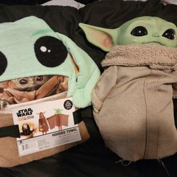 BABY YODA TOWEL AND DOLL SET