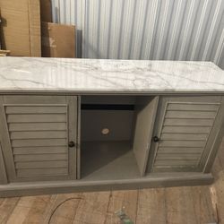 Hutch/tv Stand Etc