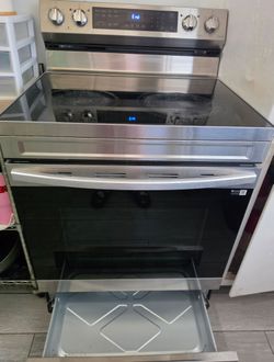 Samsung Stainless Steel Electric Range