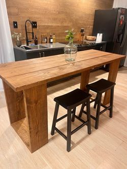 Kitchen Island/Counter Height Table