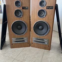 Technics SB-A51 200 watt SuperBass TwinLoad Horn Tower Floor Speakers