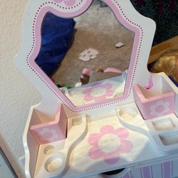 Toddler Vanity Free