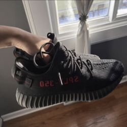 Yeezy Breds 350 V2 Black Shoes