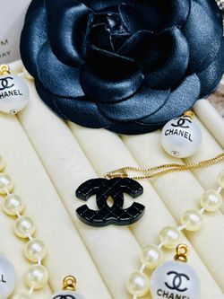 Black CC Logo Pendant Necklace 