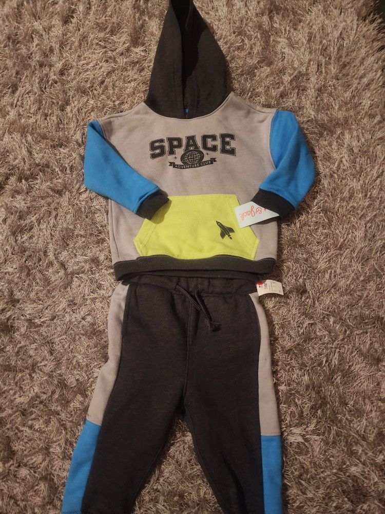 2piece Set, Size 18M, Pick Up Palmdale,ca