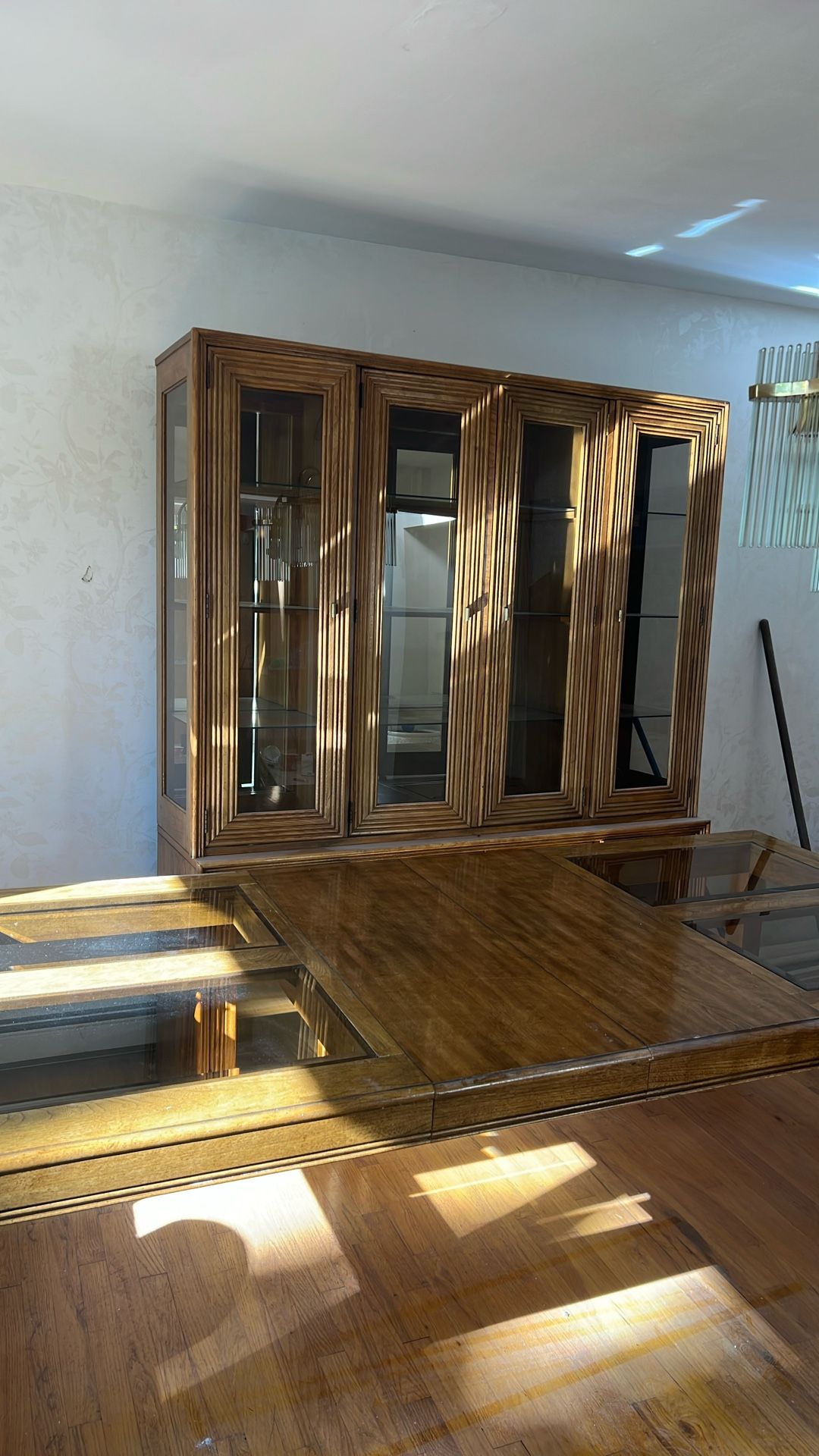 Dinner Table With 6 Chairs