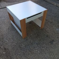 Kids Play Table