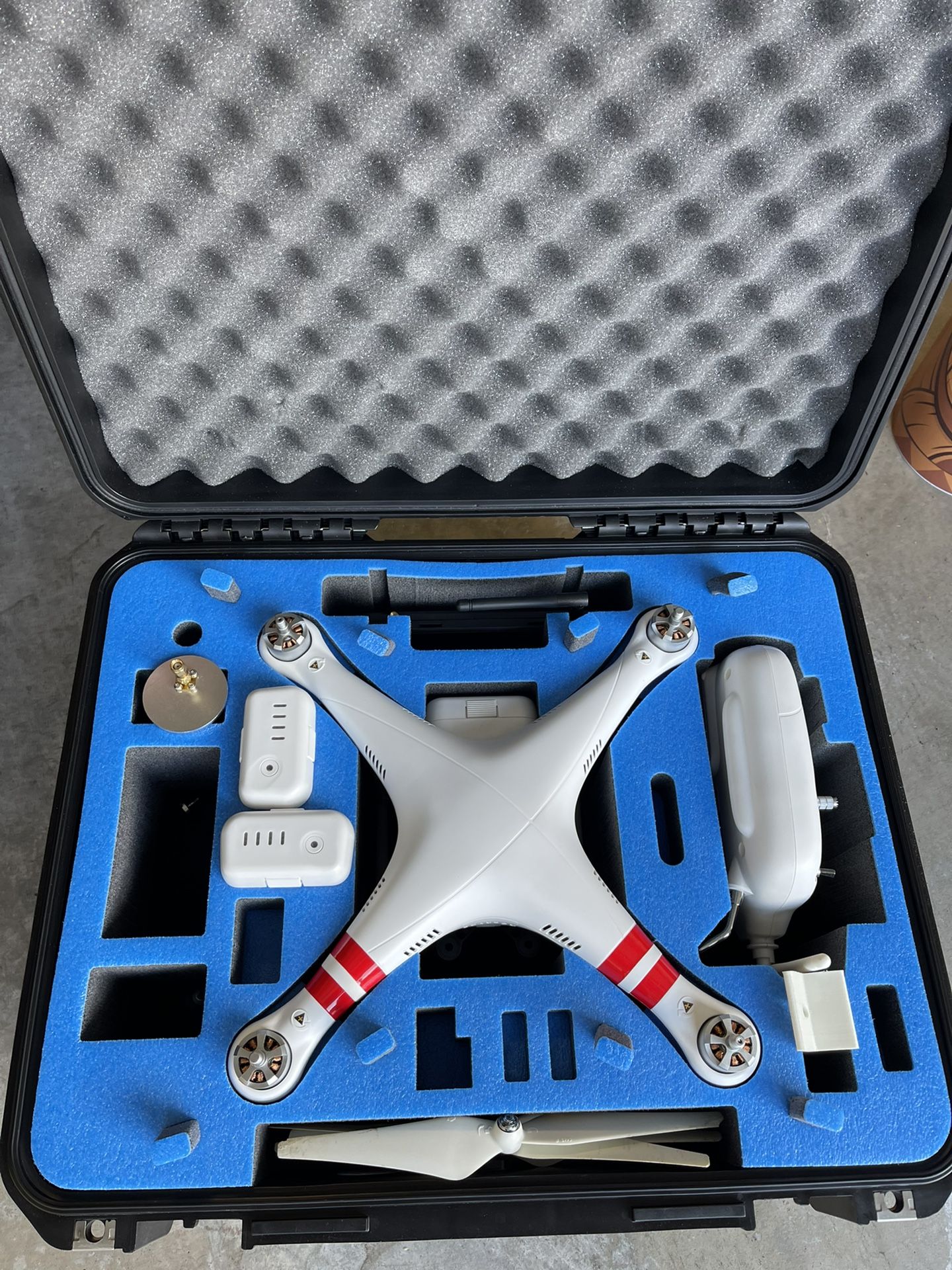 Dji Phantom 2 Quadcopter Drone