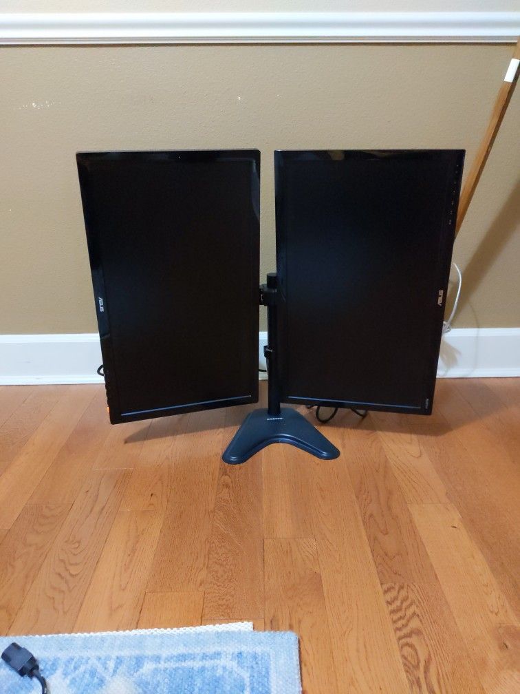 2 24 Inch Asus Monitors (1 Not Working) With Dual Monitor Stand
