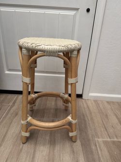 BRAND NEW Stool Chair