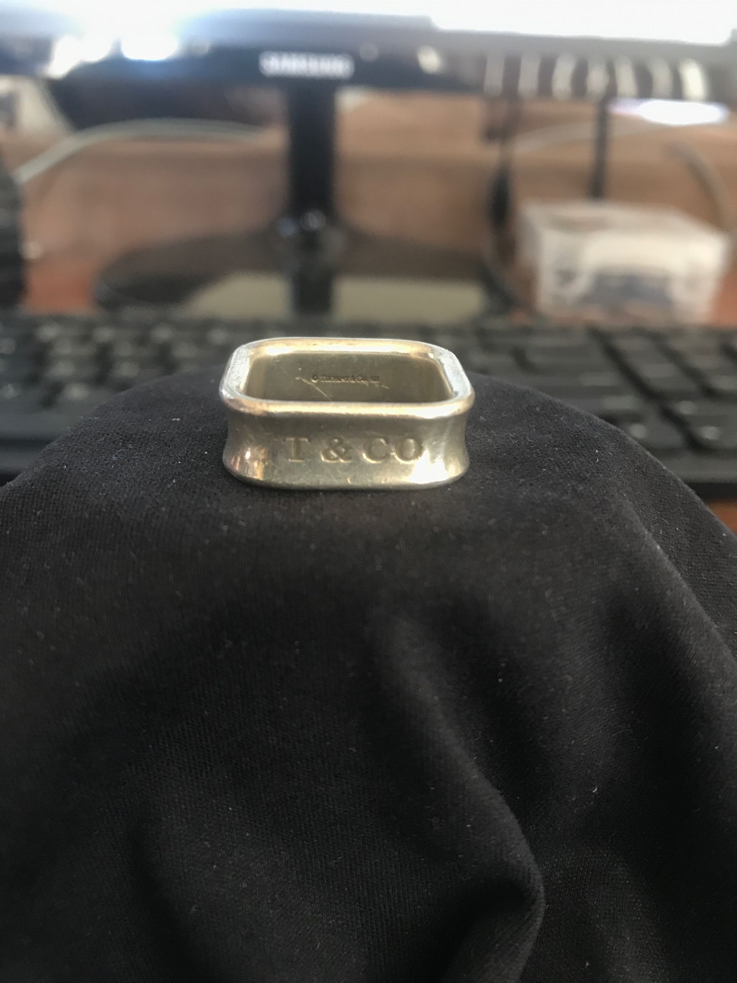 T&CO 925 square ring