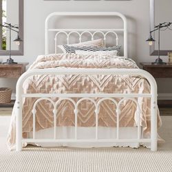 14 Inches Twin Size Metal Platform Bed Frame with Victorian Style Curved Iron-Art Headboard/Footboard, Metal Slats Support, Easy Assembly, Under Bed S