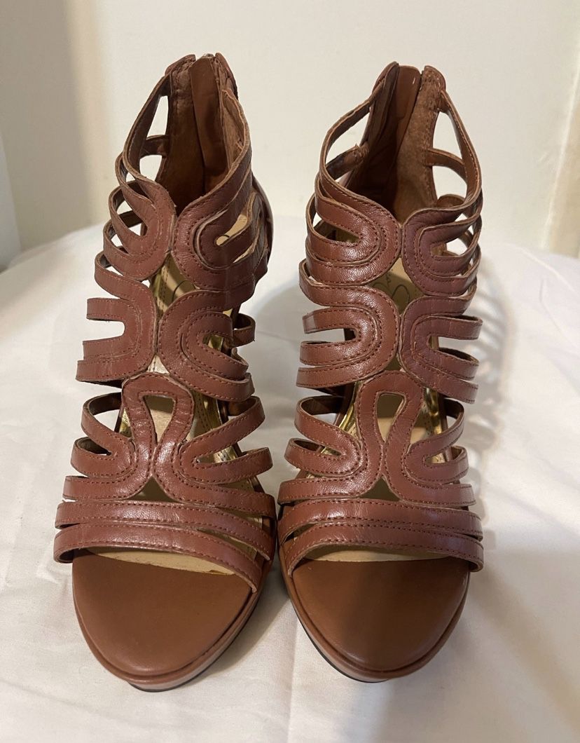 Jessica Simpson brown leather high heels size 7.5