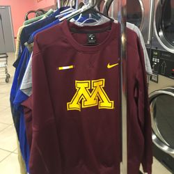 Nike Sweater