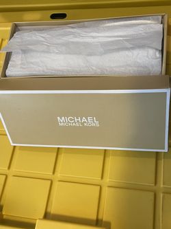 Micheal Kors Sandals