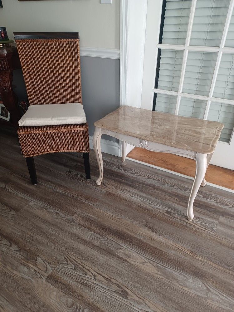 End Table .