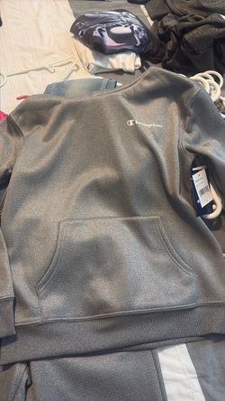 New champions kids sweats set
